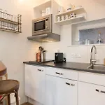 Luttik Oudorp 30 *